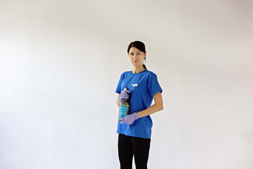 Explore lucrative opportunities in the cleaning industry this weekend!